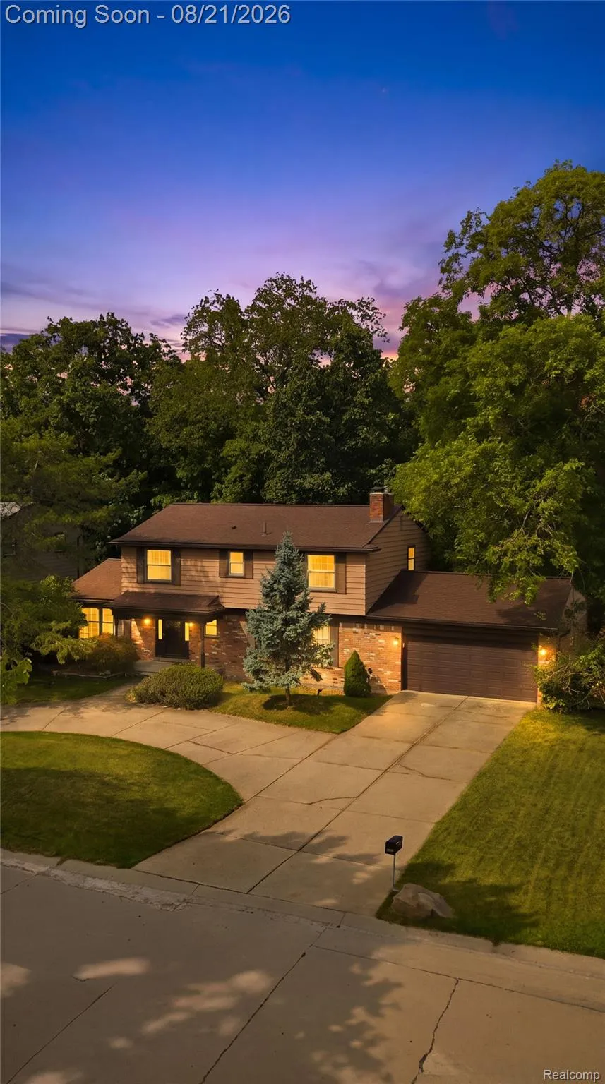 25055 Arden Park Drive Farmington Hills City, MI 48336