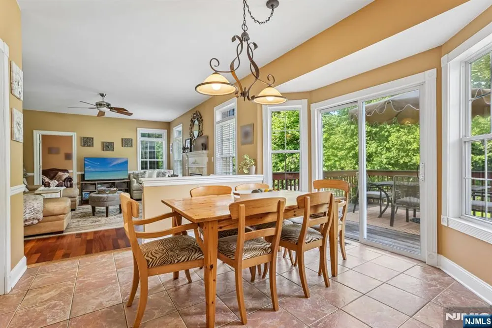 176 Fox Hill Court Jefferson Township, NJ 07849