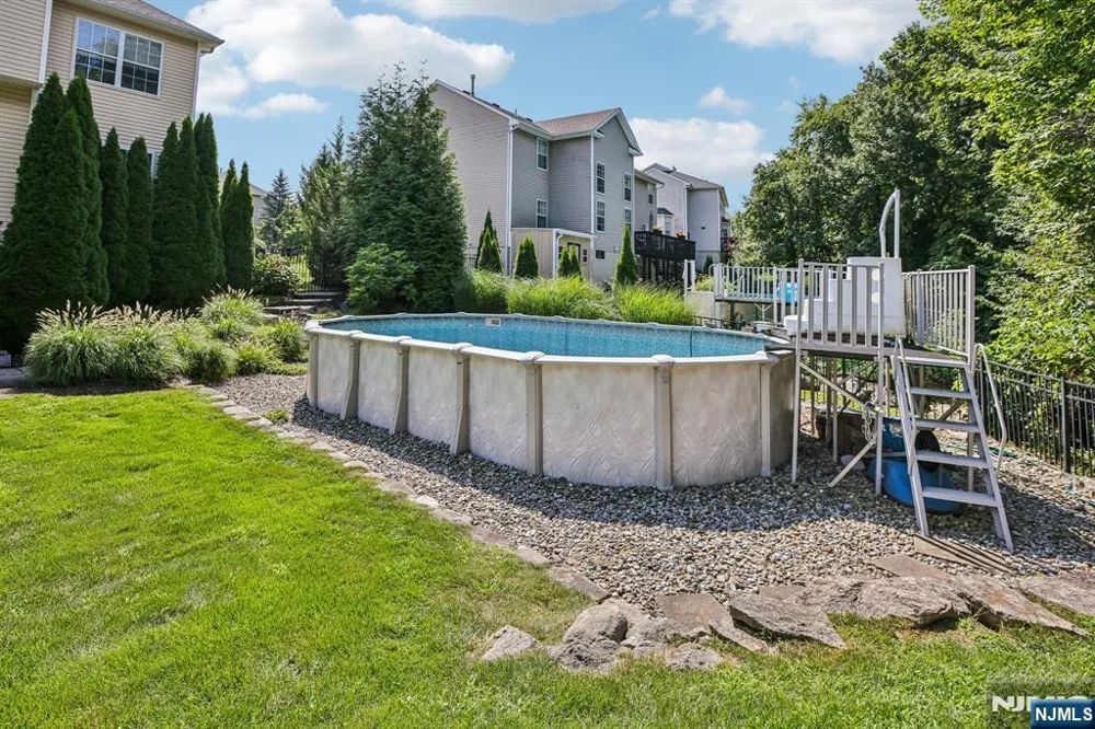 176 Fox Hill Court Jefferson Township, NJ 07849