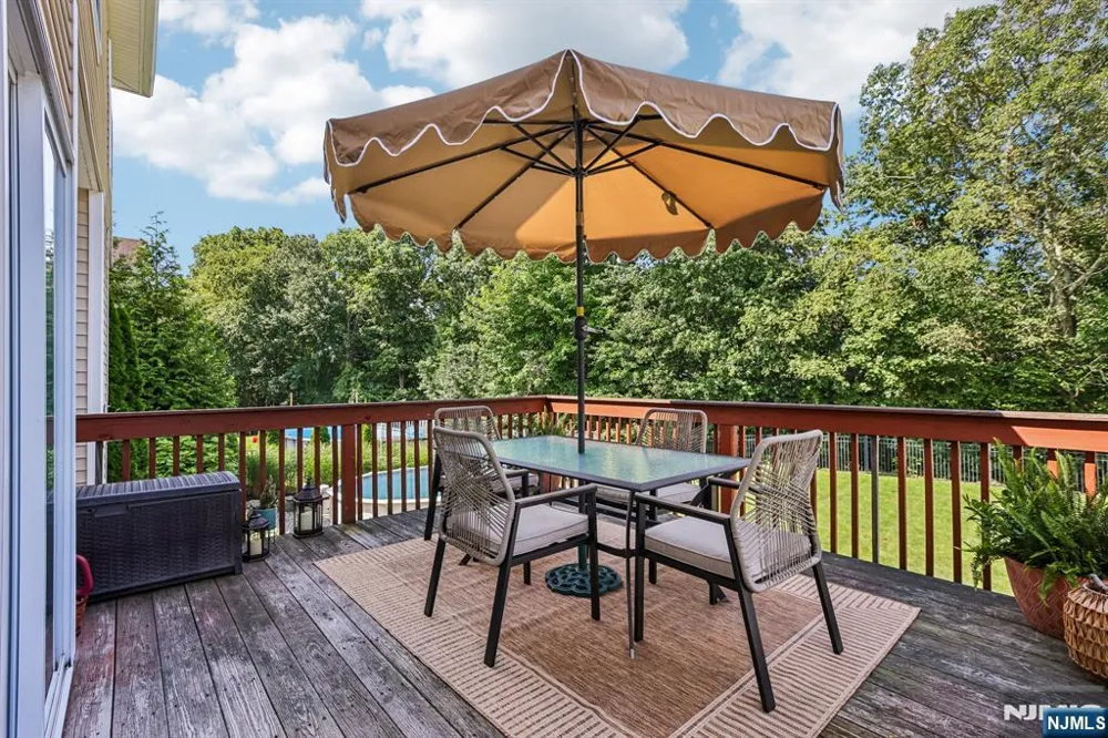 176 Fox Hill Court Jefferson Township, NJ 07849