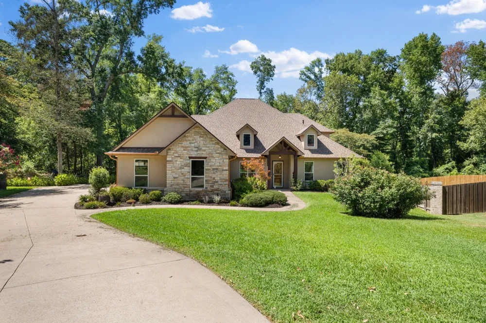 1822 Stonehaven Court Tyler, TX 75703