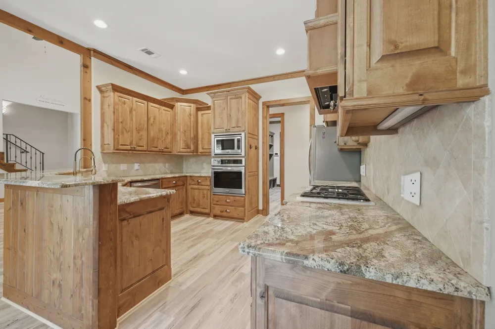 1822 Stonehaven Court Tyler, TX 75703