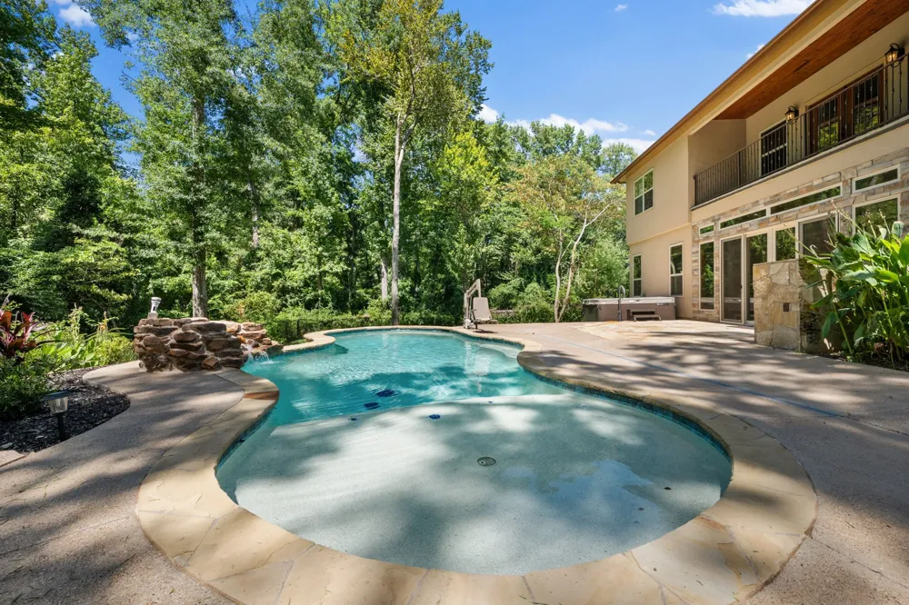 1822 Stonehaven Court Tyler, TX 75703
