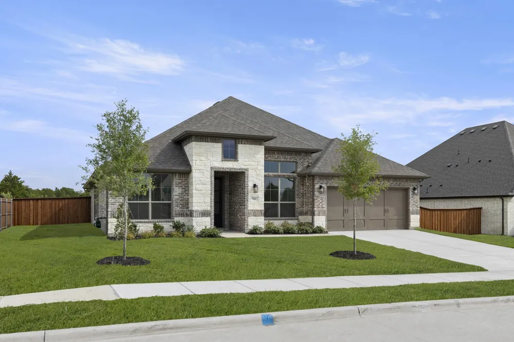 911 Allegro Avenue Forney, TX 75126