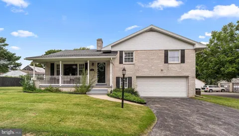 25 W MAPLE AVENUE