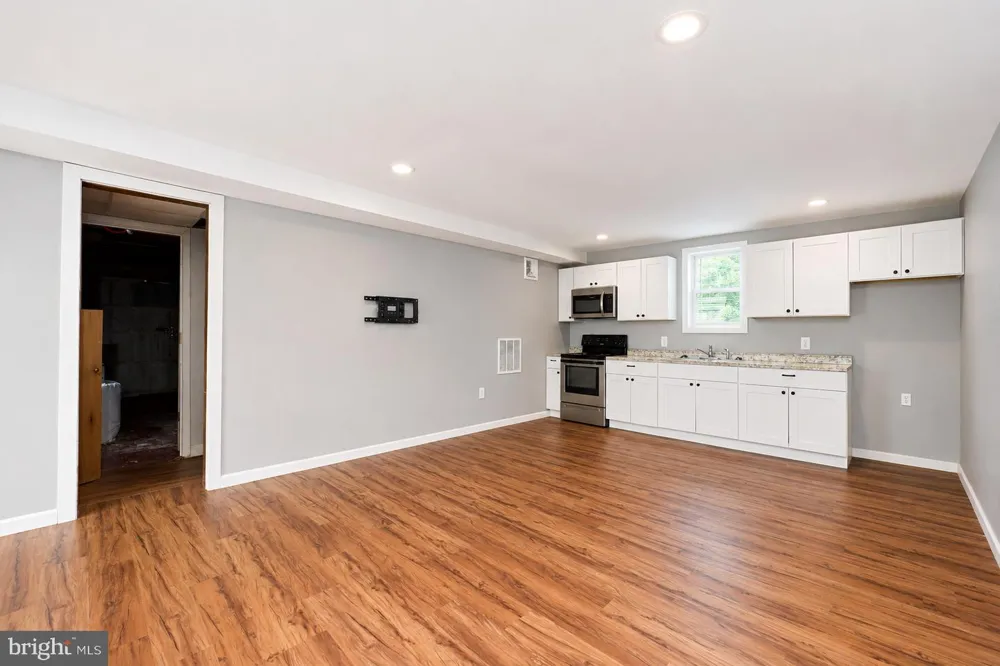 1425 HARDING AVENUE Hershey, PA 17033