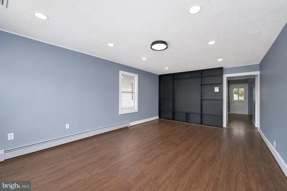 1425 HARDING AVENUE Hershey, PA 17033