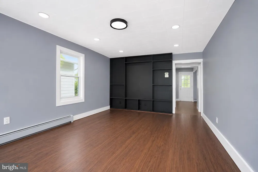 1425 HARDING AVENUE Hershey, PA 17033