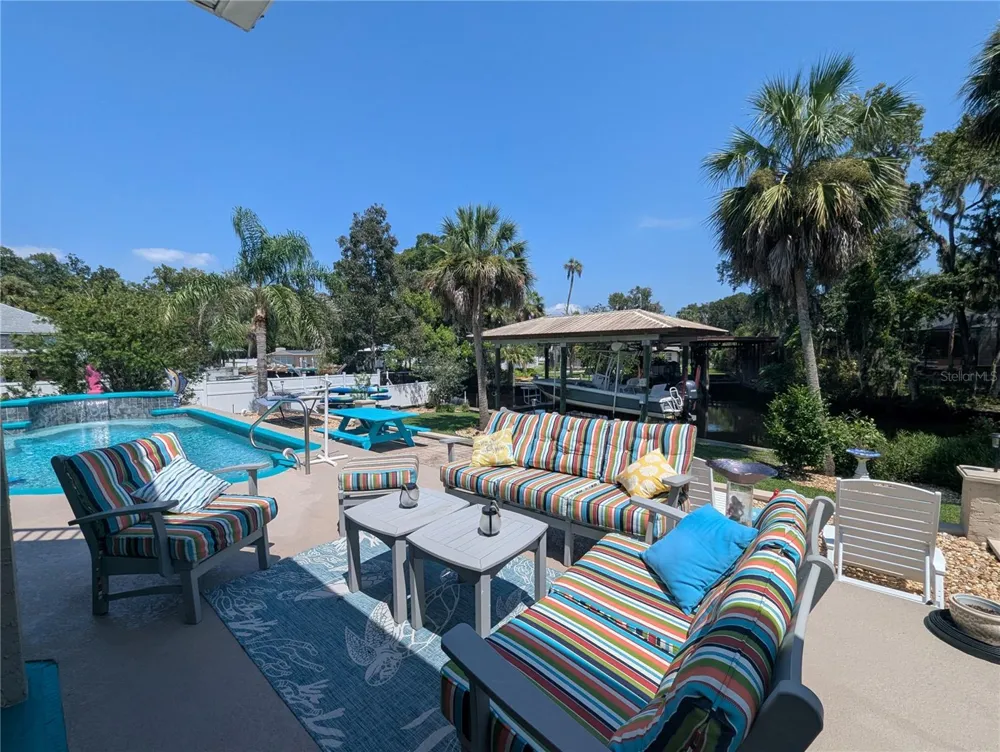 556 NW FERN DRIVE Crystal River, FL 34428