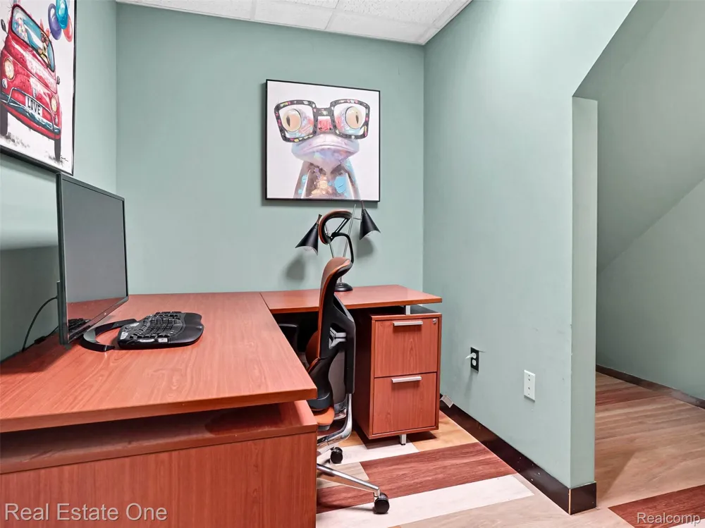 10137 Devonshire Drive Green Oak Township, MI 48178