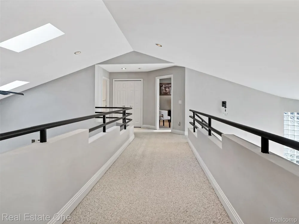 10137 Devonshire Drive Green Oak Township, MI 48178
