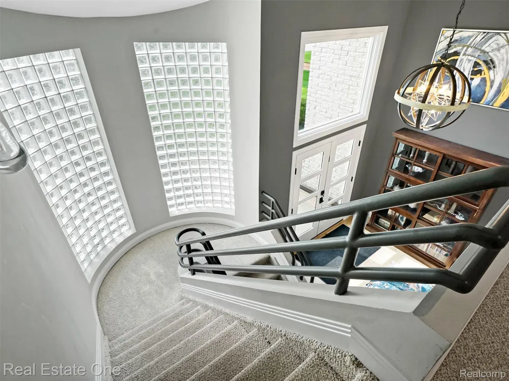 10137 Devonshire Drive Green Oak Township, MI 48178