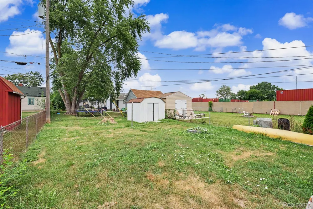 1770 Arlington Avenue Lincoln Park City, MI 48146
