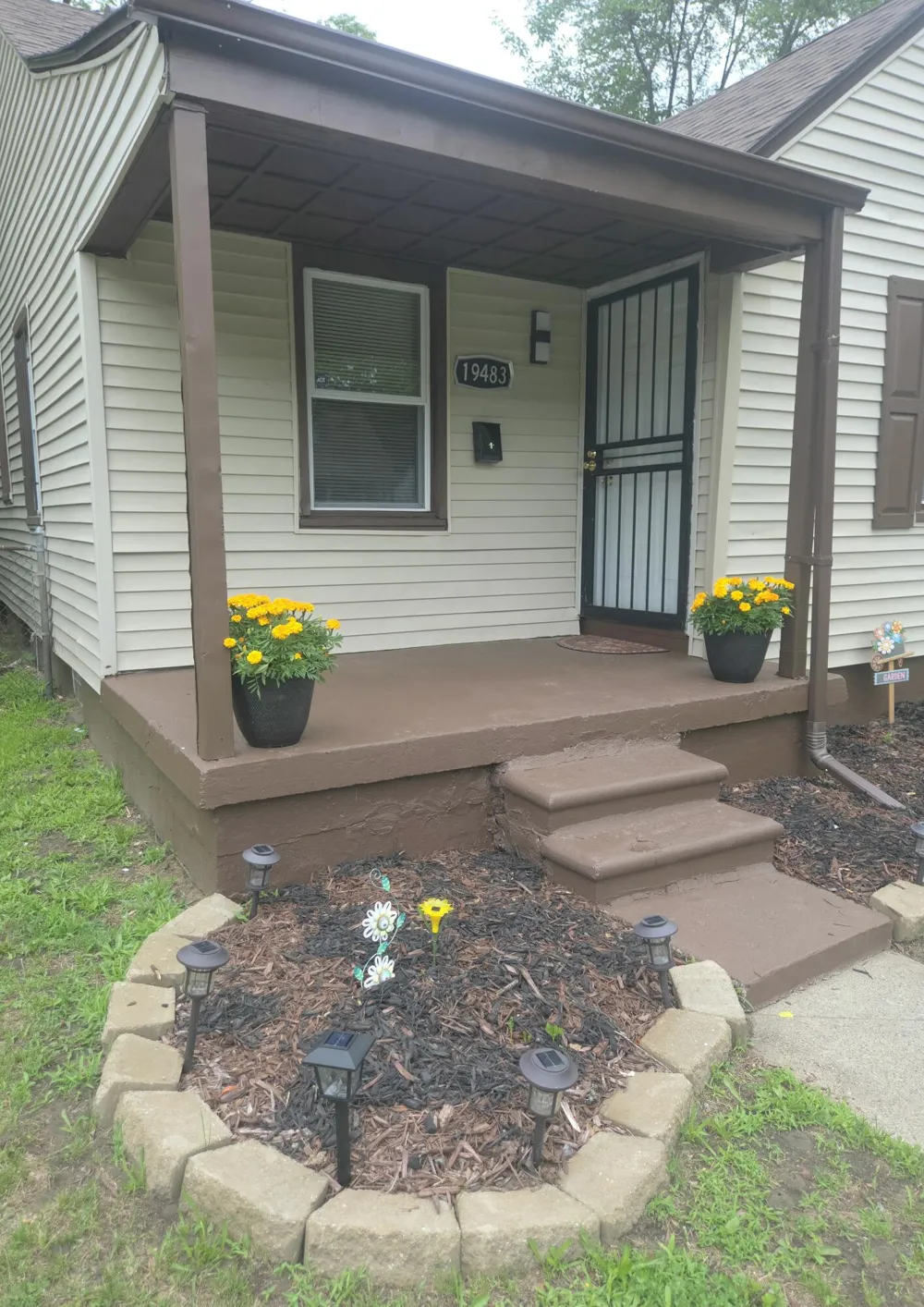 19483 Rosemont Avenue Detroit City, MI 48219