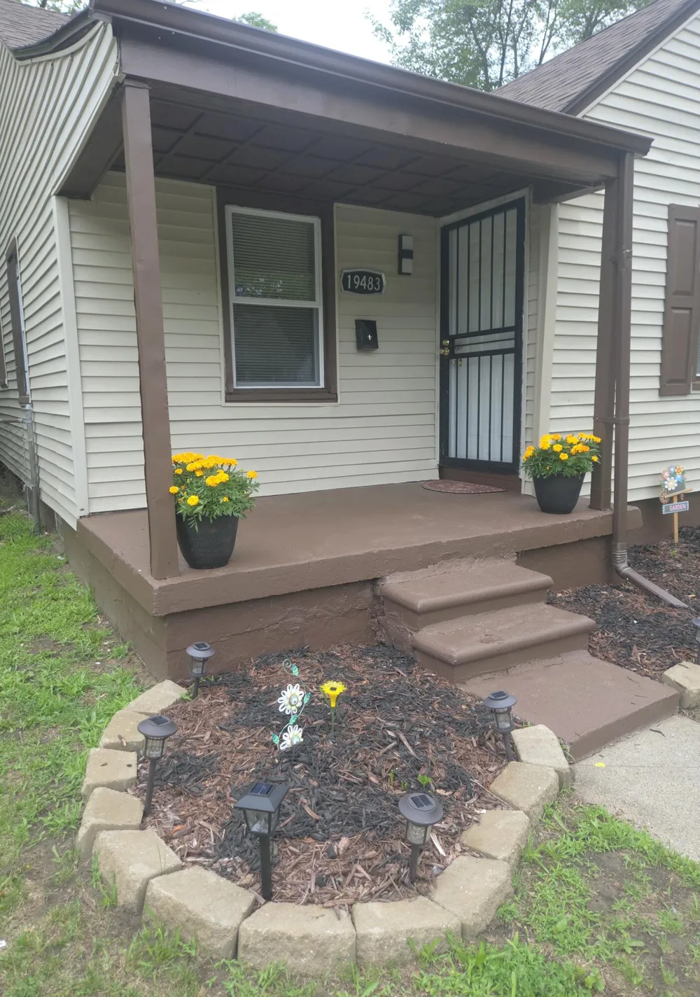 19483 Rosemont Avenue Detroit City, MI 48219