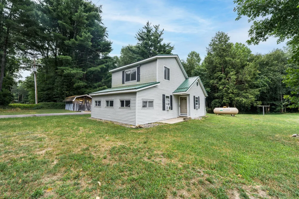 5094 53rd Street Columbia Township, MI 49056