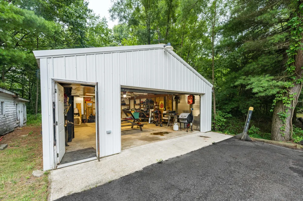 5094 53rd Street Columbia Township, MI 49056