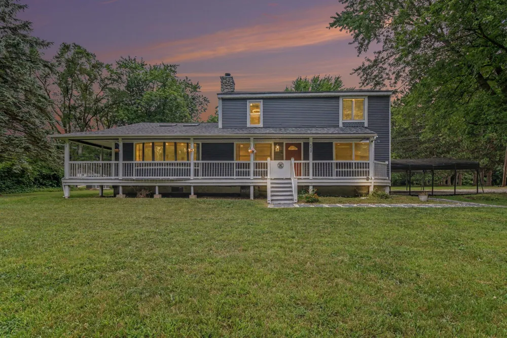 558 W Clarkston Orion Charter Township, MI 48362