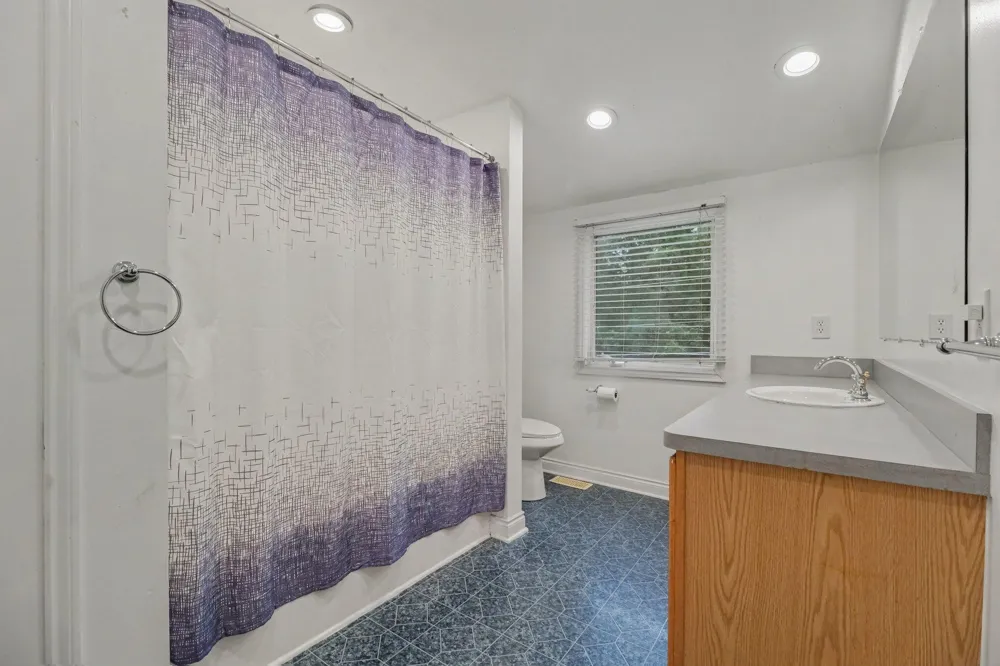 558 W Clarkston Orion Charter Township, MI 48362
