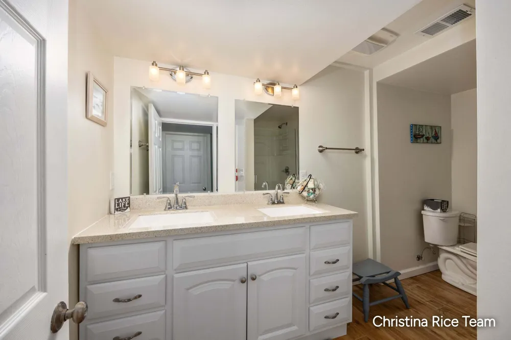 1644 Lakeview Drive Golden Township, MI 49436
