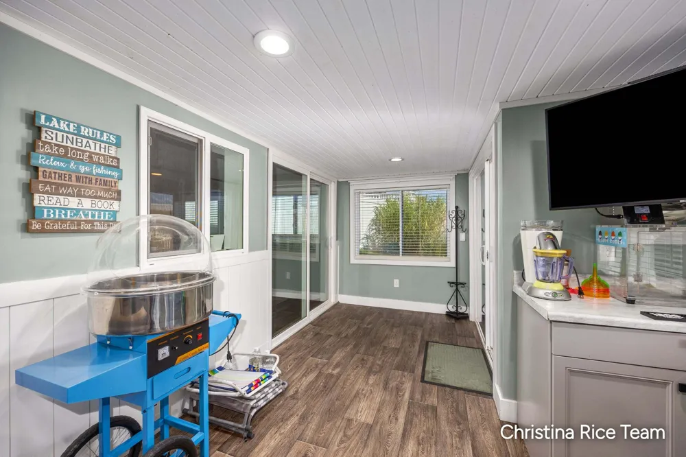 1644 Lakeview Drive Golden Township, MI 49436