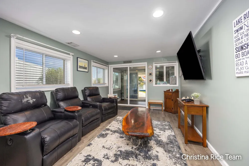 1644 Lakeview Drive Golden Township, MI 49436