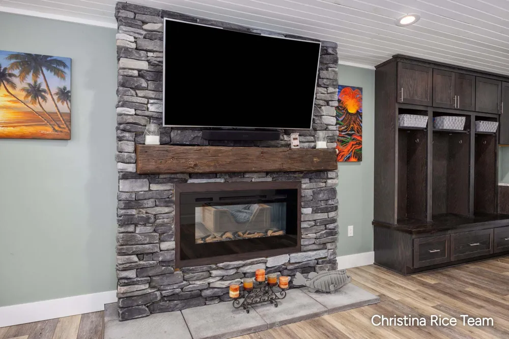 1644 Lakeview Drive Golden Township, MI 49436