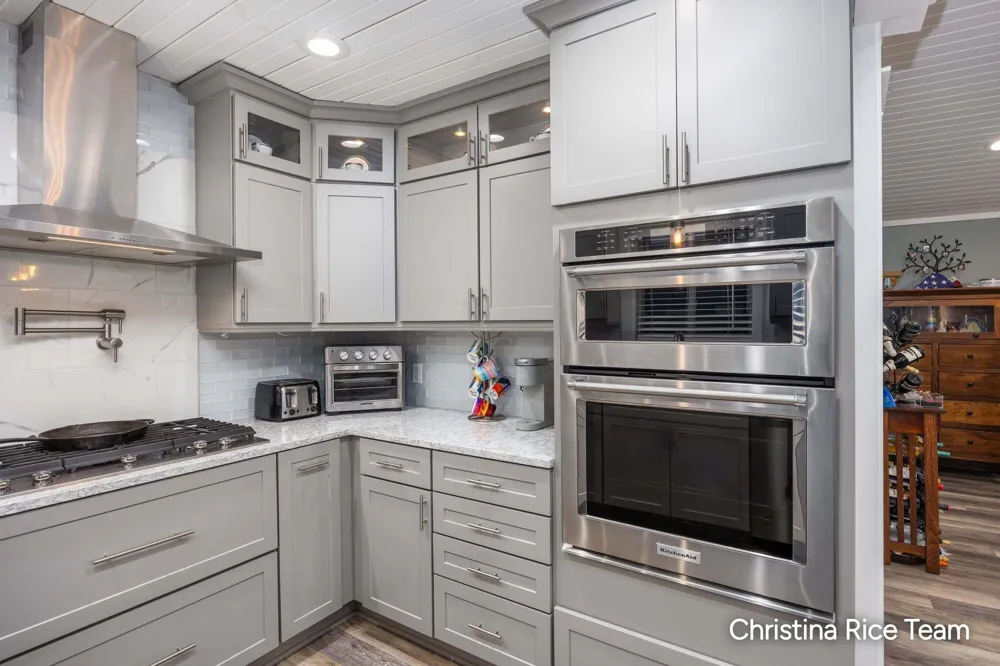 1644 Lakeview Drive Golden Township, MI 49436