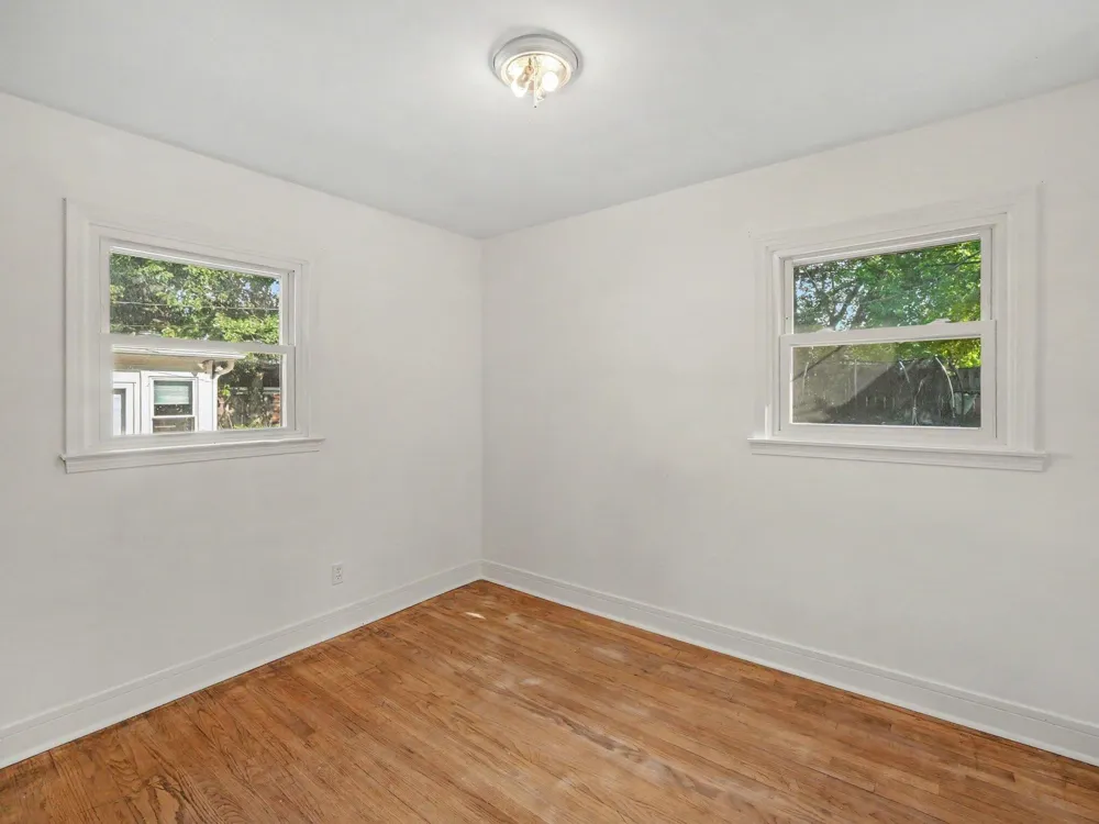 138 Pleasant Ridge Drive Saline City, MI 48176