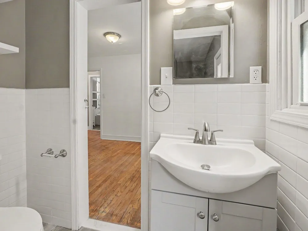 138 Pleasant Ridge Drive Saline City, MI 48176