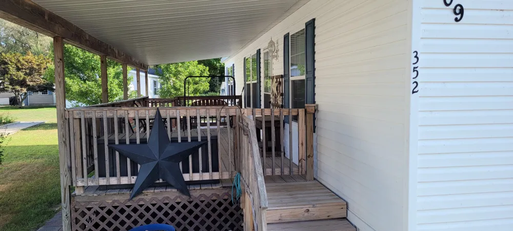 7309 White Swan Lane Hamlin Township, MI 49431