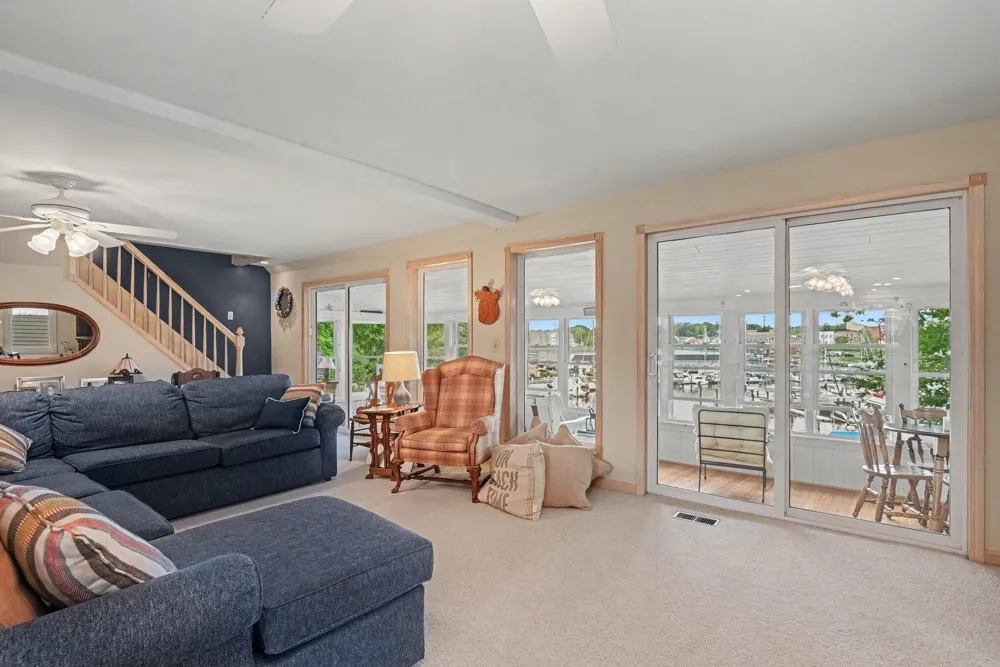 77 Park Avenue South Haven City, MI 49090