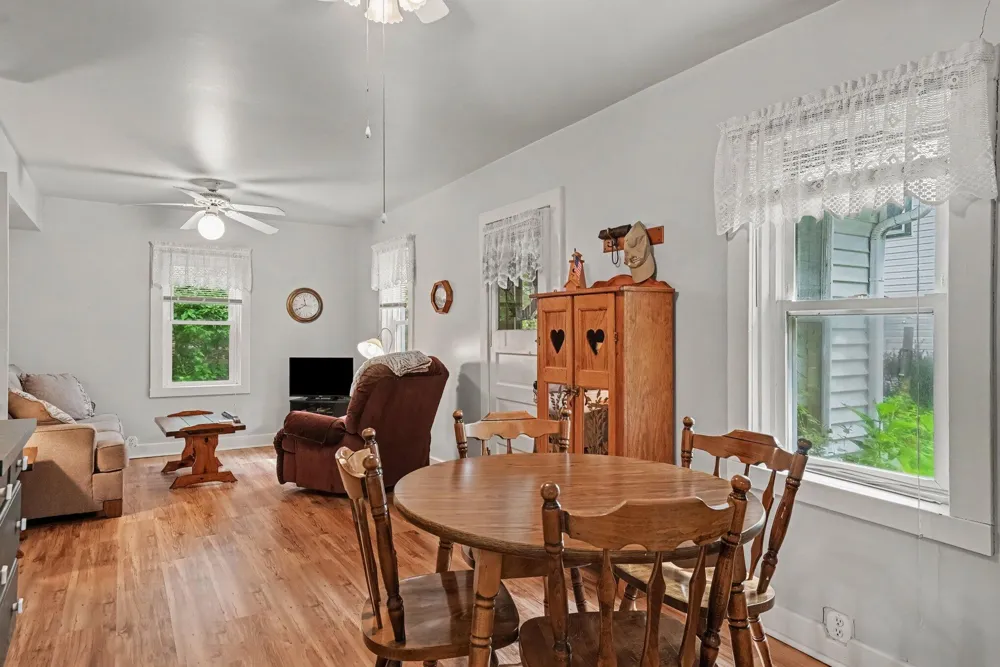 77 Park Avenue South Haven City, MI 49090