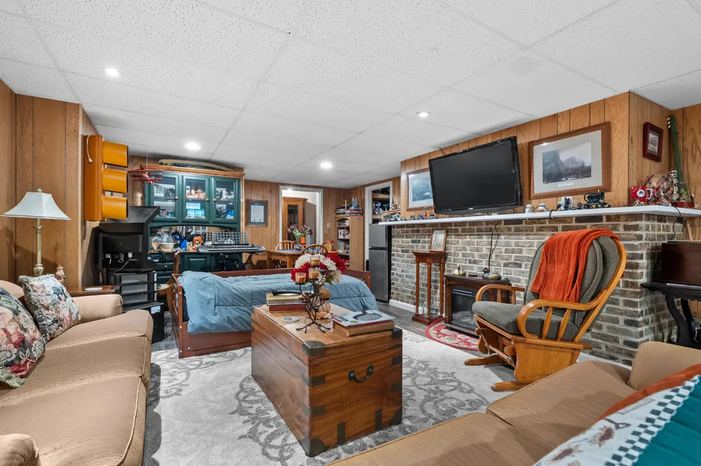 57109 Red Arrow Highway Lawrence Township, MI 49064
