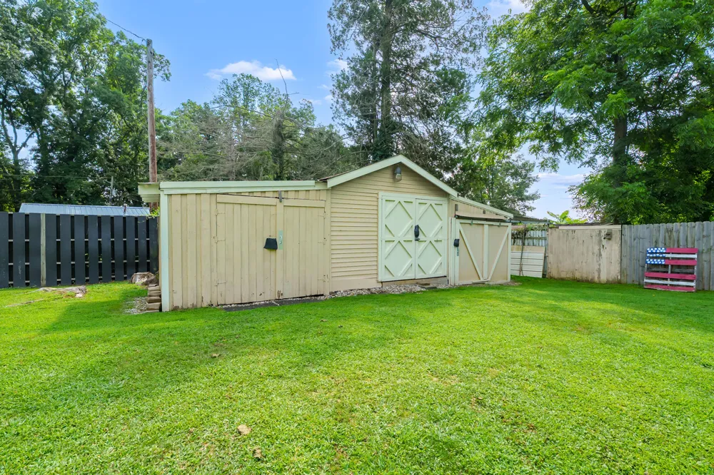 57109 Red Arrow Highway Lawrence Township, MI 49064