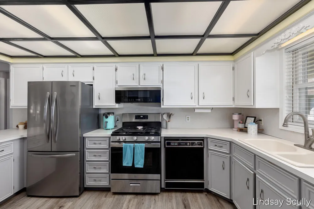 1871 E Elizabeth Lane Georgetown Charter Township, MI 49428
