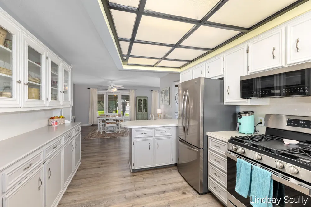 1871 E Elizabeth Lane Georgetown Charter Township, MI 49428