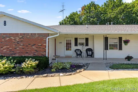 1871 E Elizabeth Lane