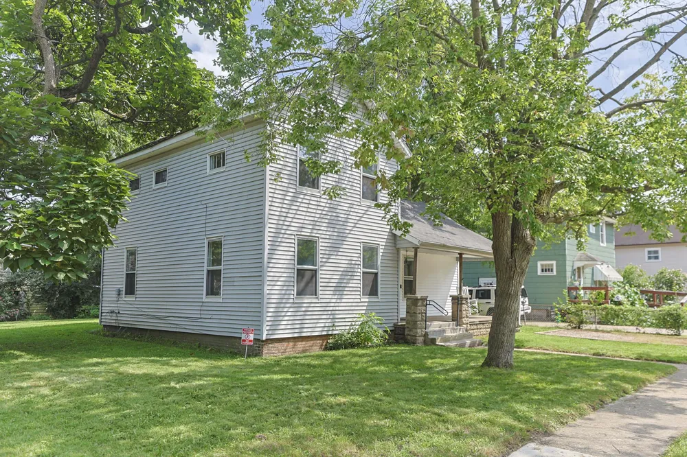 403 S 9th Street Niles City, MI 49120