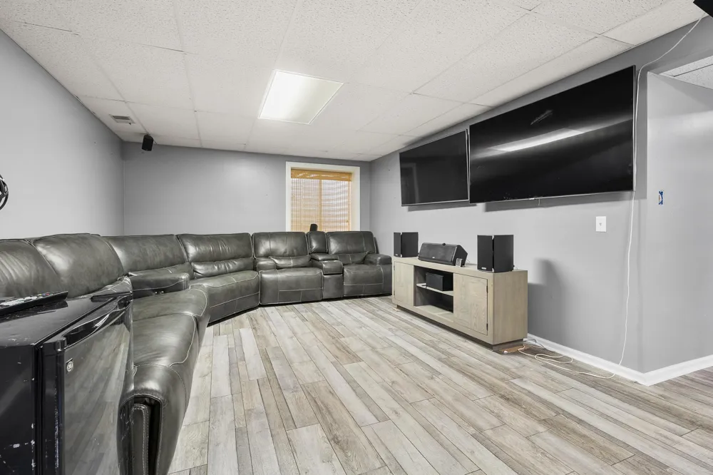7534 Farmington Avenue Texas Charter Township, MI 49009