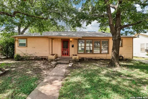 570 Marquette Dr