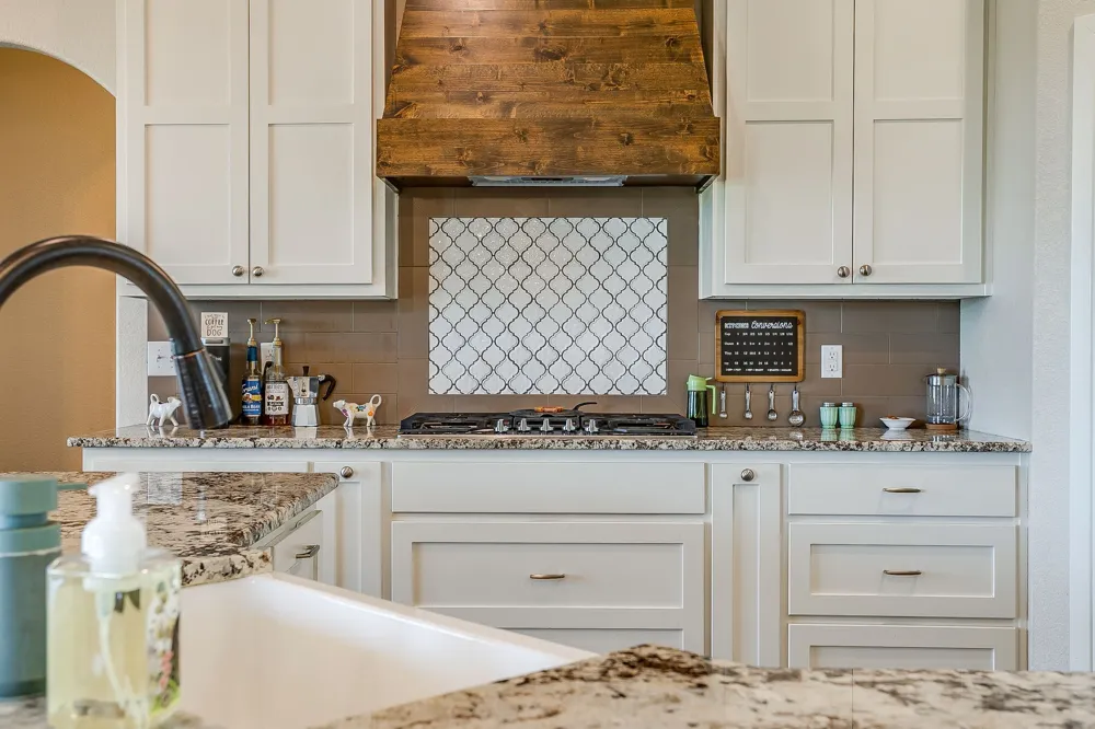 8341 County Road 201a Grandview, TX 76050