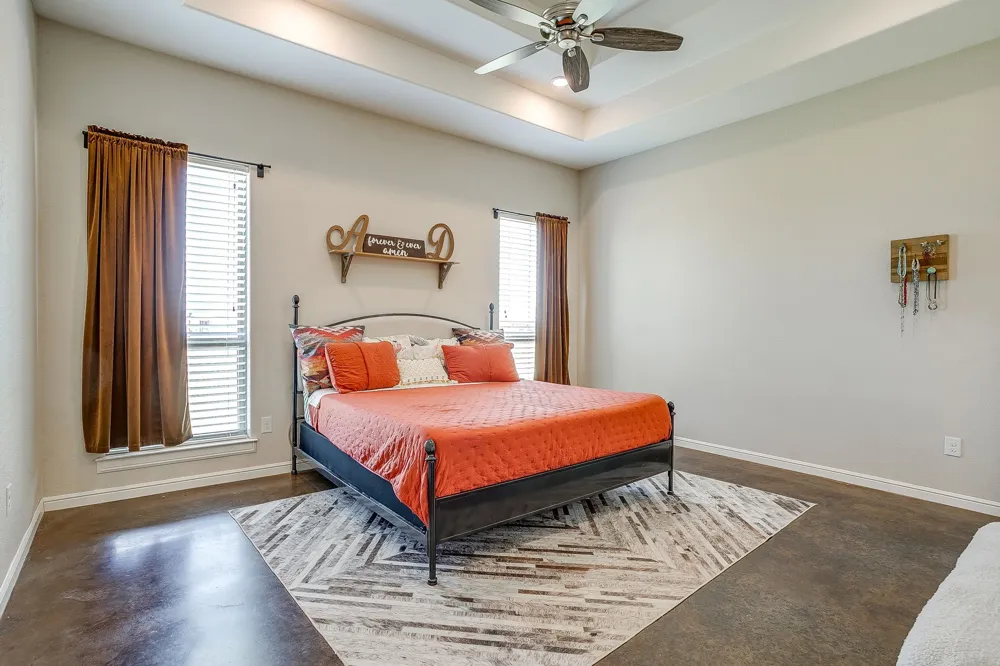 8341 County Road 201a Grandview, TX 76050