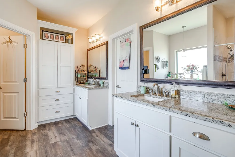 8341 County Road 201a Grandview, TX 76050