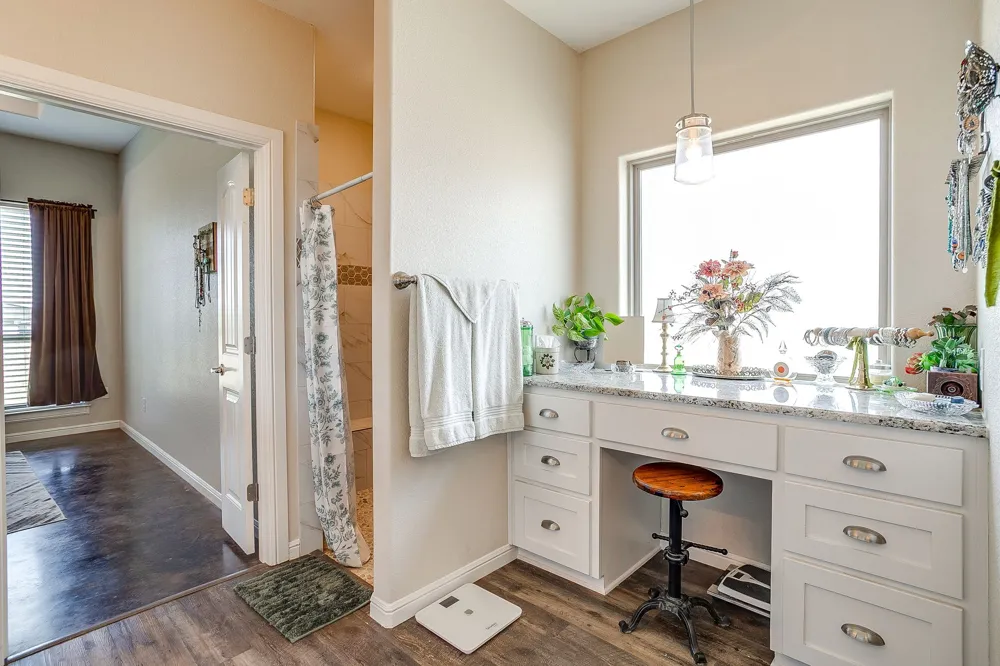 8341 County Road 201a Grandview, TX 76050