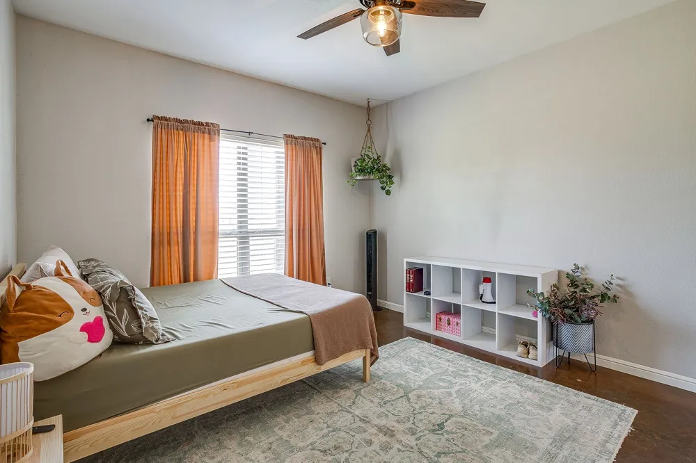 8341 County Road 201a Grandview, TX 76050