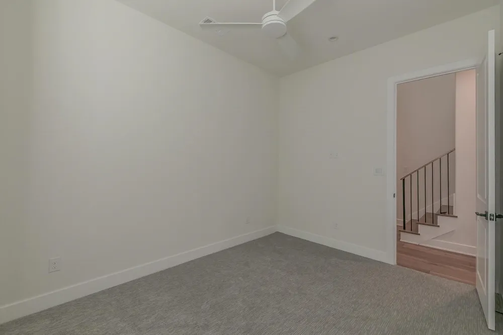 682 W Main Street Arlington, TX 76013