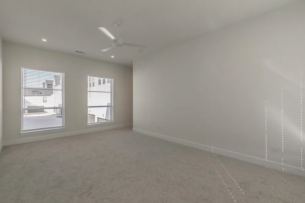 682 W Main Street Arlington, TX 76013