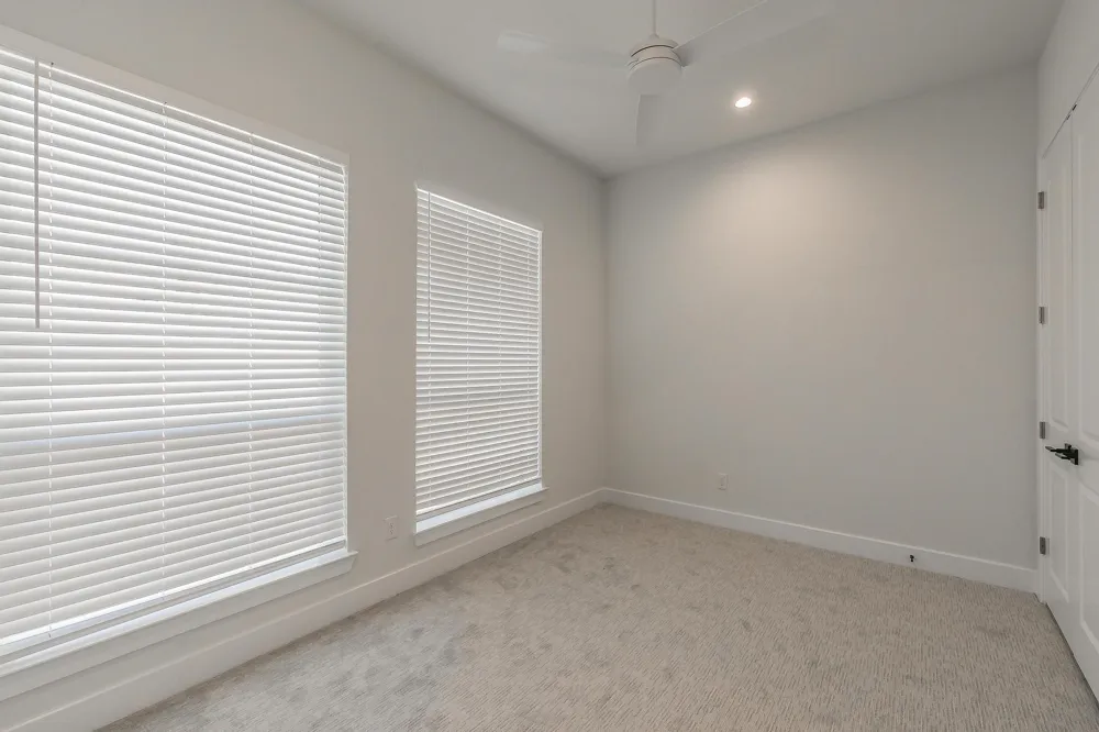 682 W Main Street Arlington, TX 76013