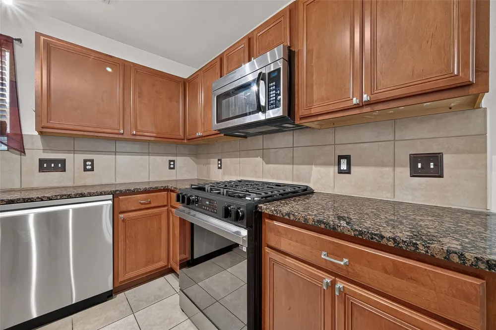 25346 Barmby Drive Tomball, TX 77375